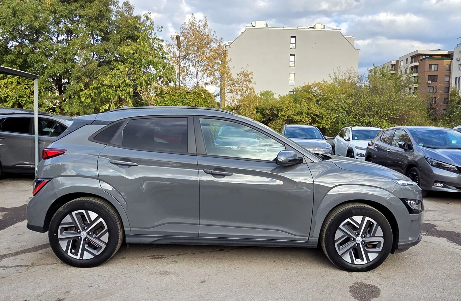 Hyundai Kona 64KWh/ЗАВЕРЕНА СЕРВИЗНА КНИЖКА - изображение 2