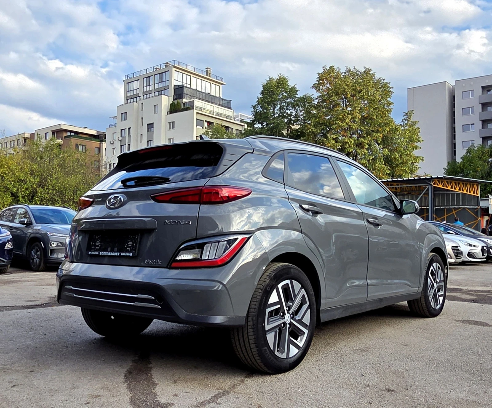 Hyundai Kona 64KWh/ЗАВЕРЕНА СЕРВИЗНА КНИЖКА - изображение 3