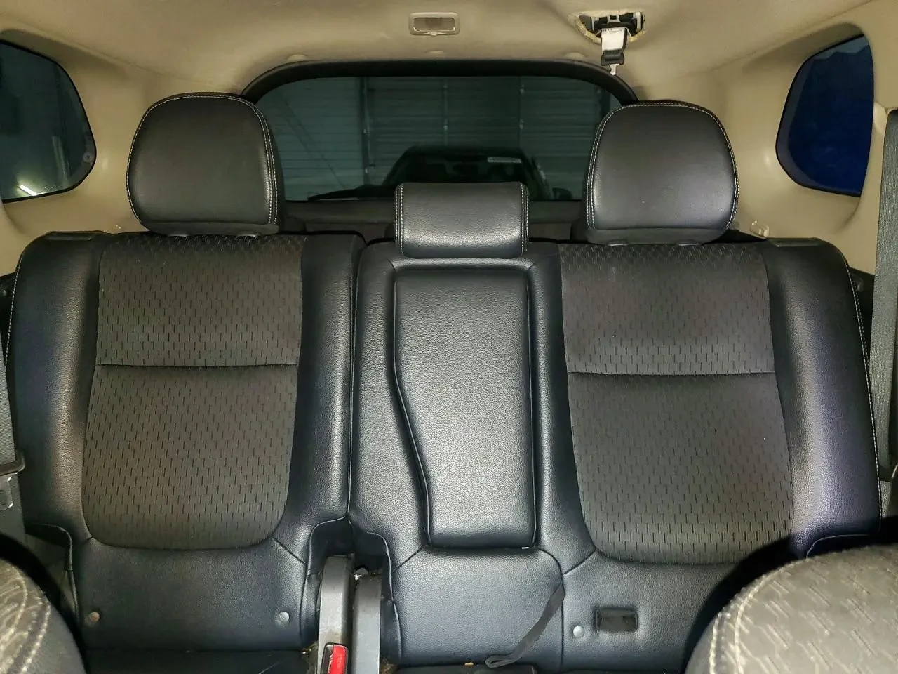 Mitsubishi Outlander SE, снимка 9 - Автомобили и джипове - 54277064