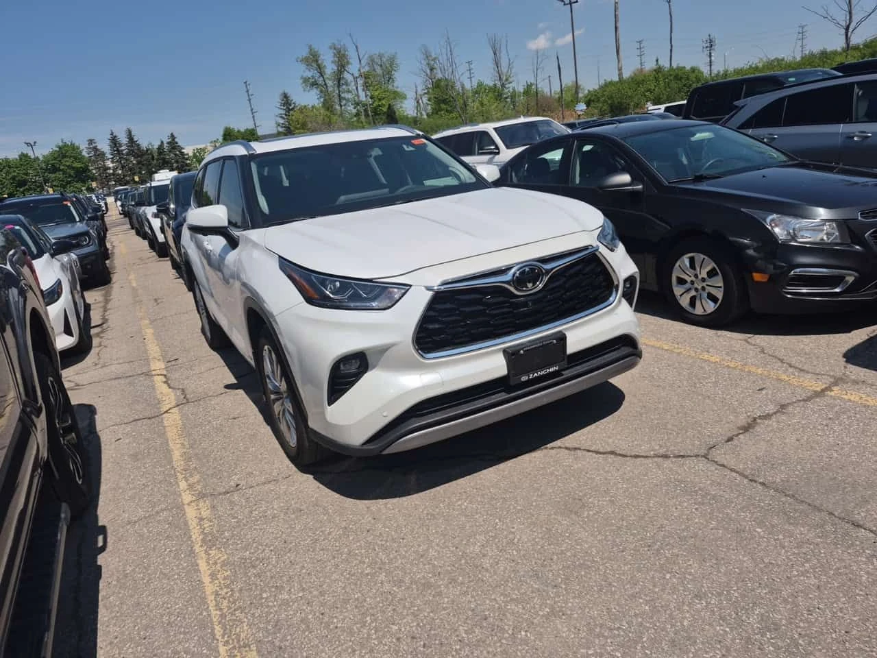 Toyota Highlander HYBRID LIMITED| HUD| 360CAM| PANO| 2 КЛЮЧА| , снимка 2 - Автомобили и джипове - 54777318