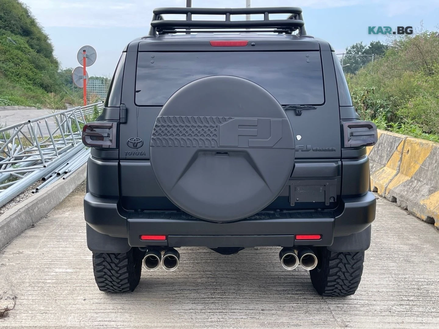 Toyota Fj cruiser 4.0/CUSTOM BUILD/БЕЗ РЪЖДИ, снимка 4 - Автомобили и джипове - 54859730