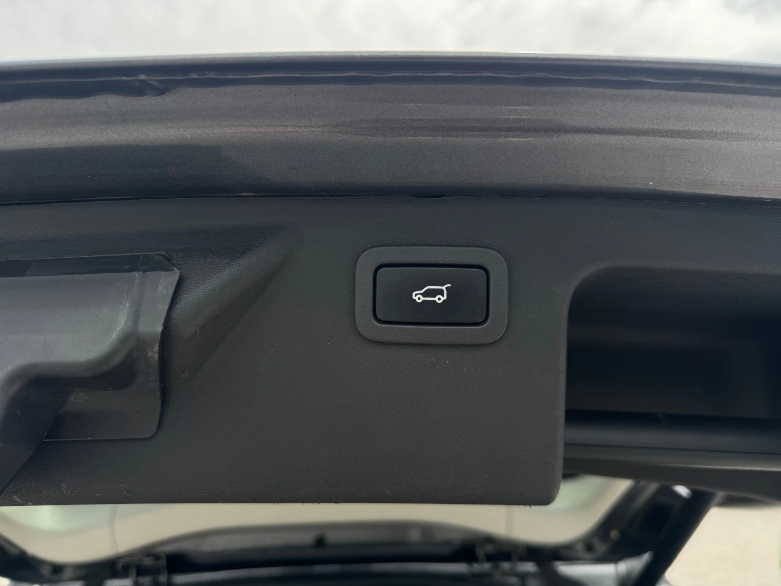 Land Rover Discovery Sport 2.2d 190hp, снимка 11 - Автомобили и джипове - 54882807