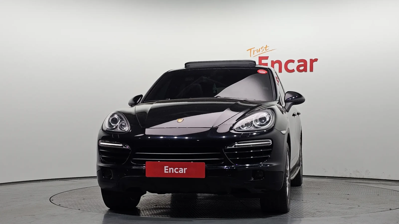 Porsche Cayenne !!БОГАТО ОБОРУДВАНЕ!! !!ПОДГРЕВИИ! !ПАНОРАМА!, снимка 3 - Автомобили и джипове - 54933758