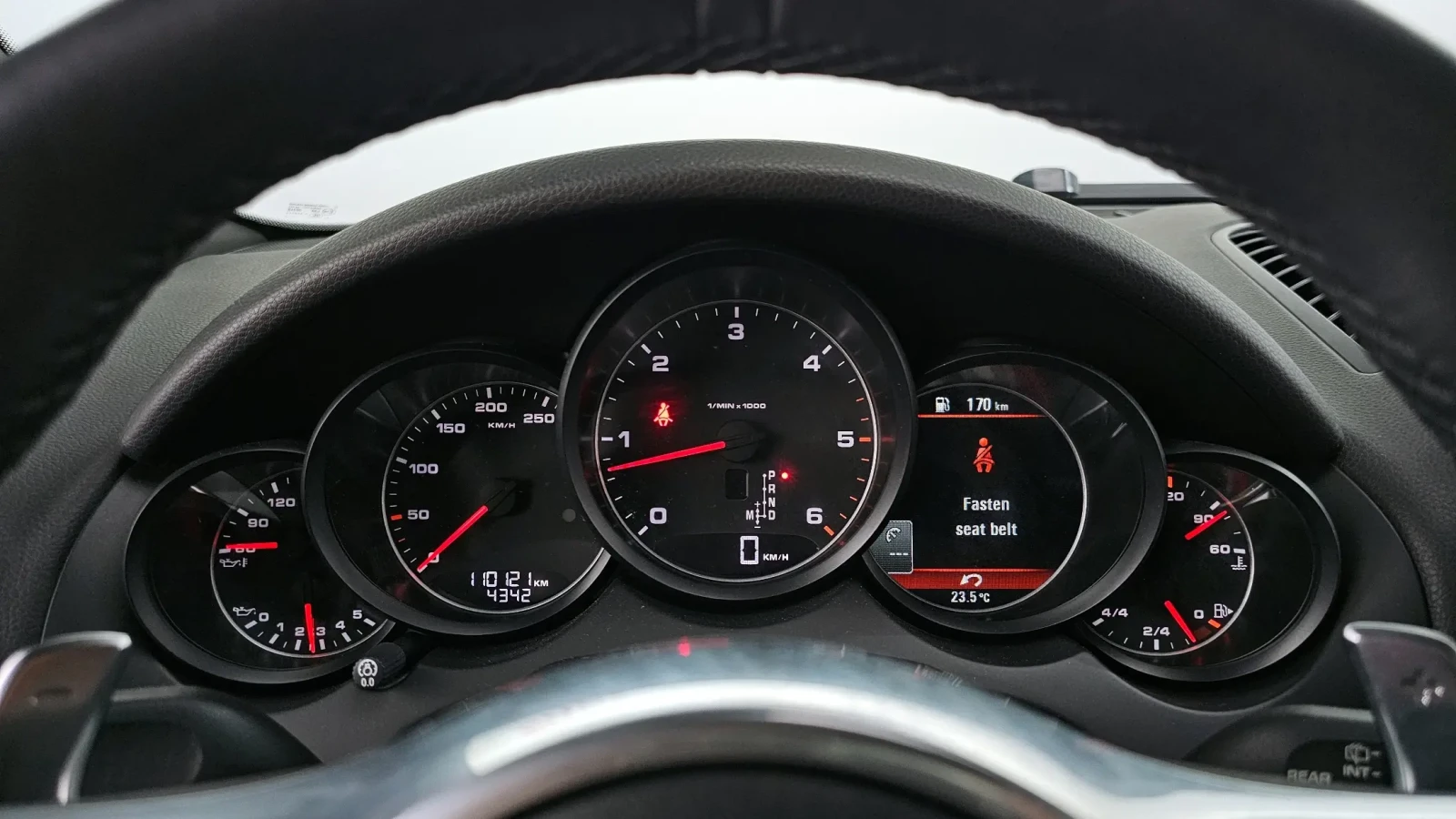 Porsche Cayenne !!БОГАТО ОБОРУДВАНЕ!! !!ПОДГРЕВИИ! !ПАНОРАМА!, снимка 7 - Автомобили и джипове - 54933758