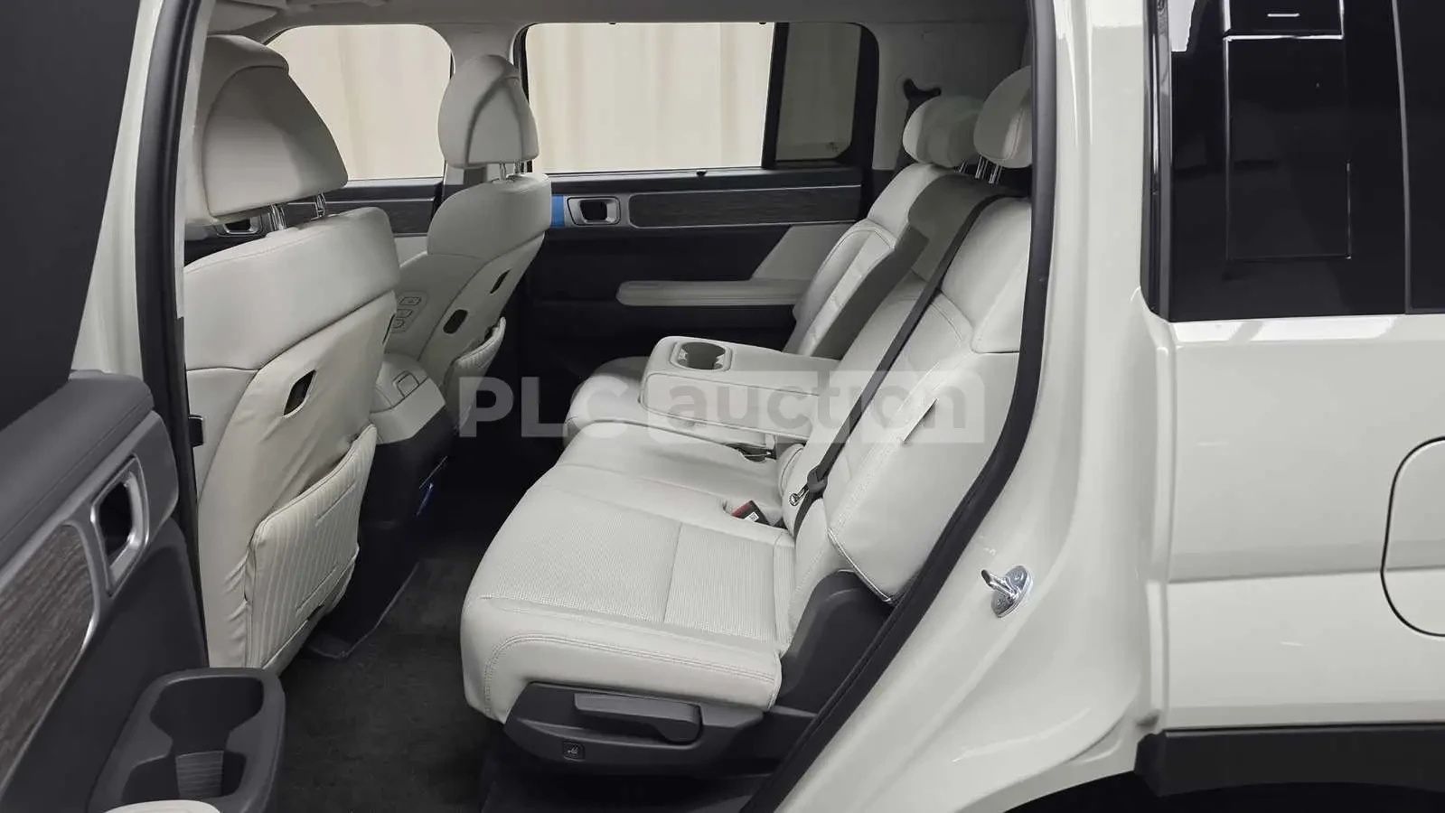 Hyundai Santa fe Hybrid| 7МЕСТА| CAM| МАСАЖ| PANO| ВКЛ.ТЕХНОТЕСТ, снимка 12 - Автомобили и джипове - 55008134