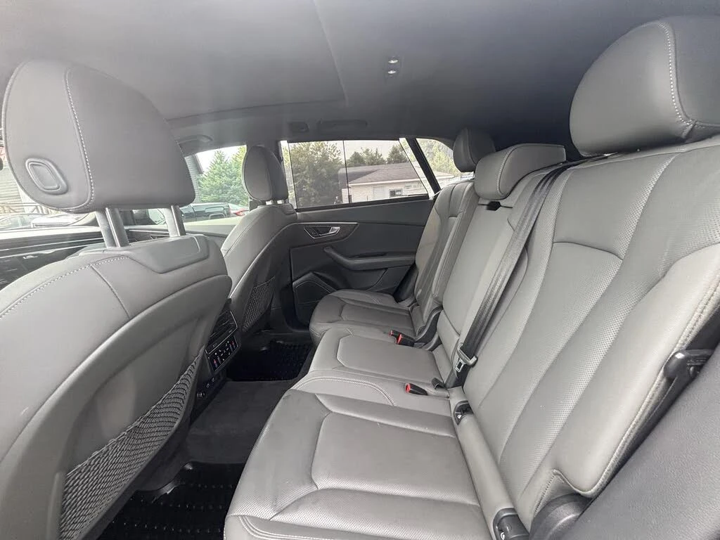 Audi Q8 * QUATTRO* TECHNIK* 55* TFSI* , снимка 13 - Автомобили и джипове - 55402451
