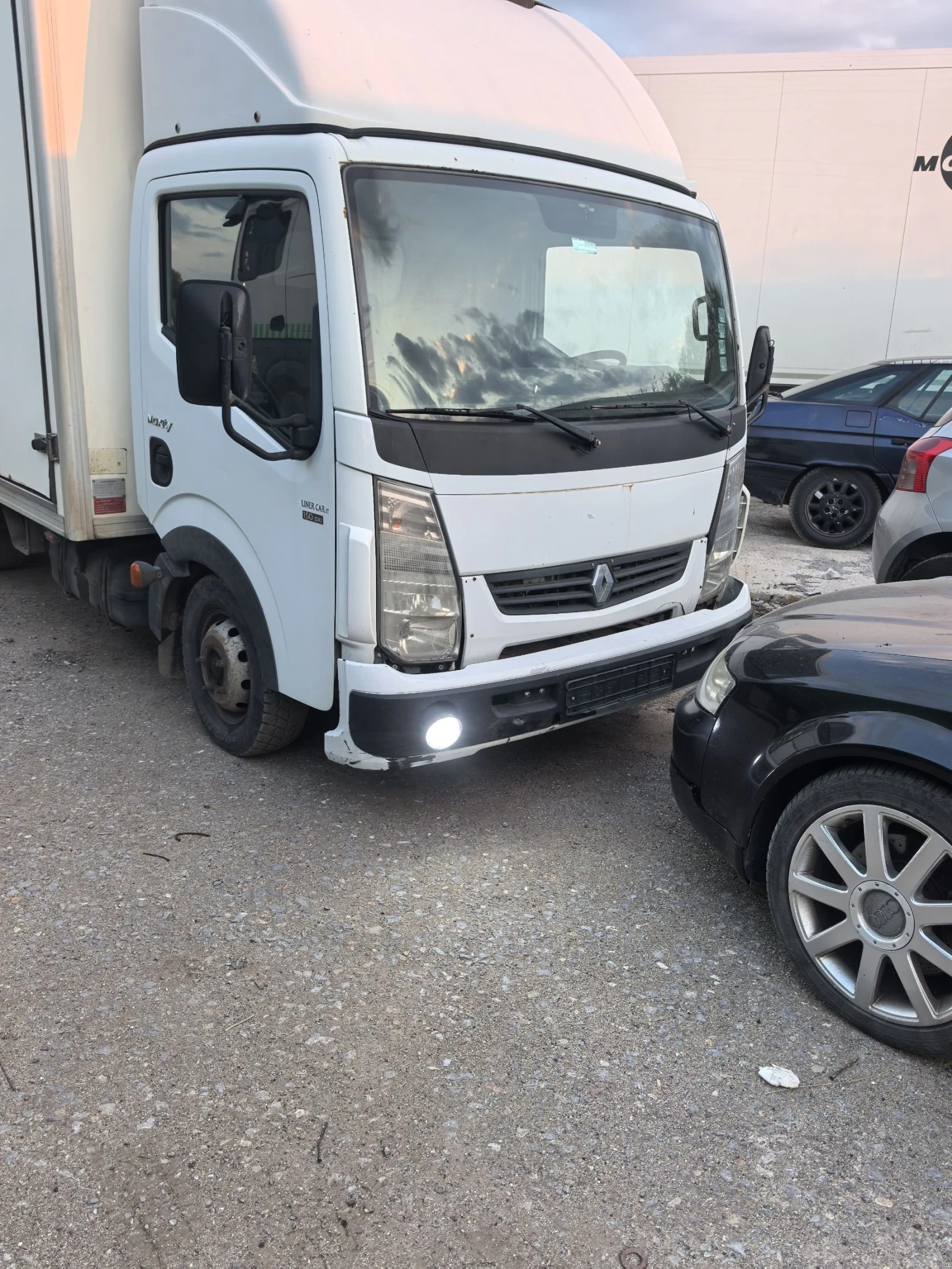Renault Maxity Хладилен  - изображение 2