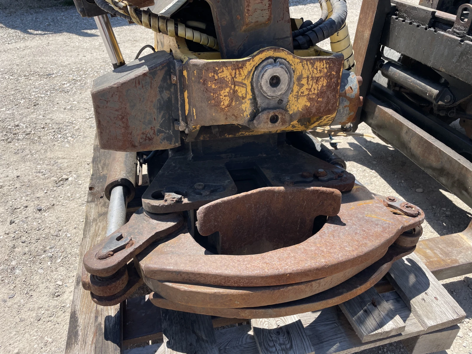 Допълнително оборудване Друг вид TILTROTATOR ЗА 15-25 ТОНЕН БАГЕР - изображение 6