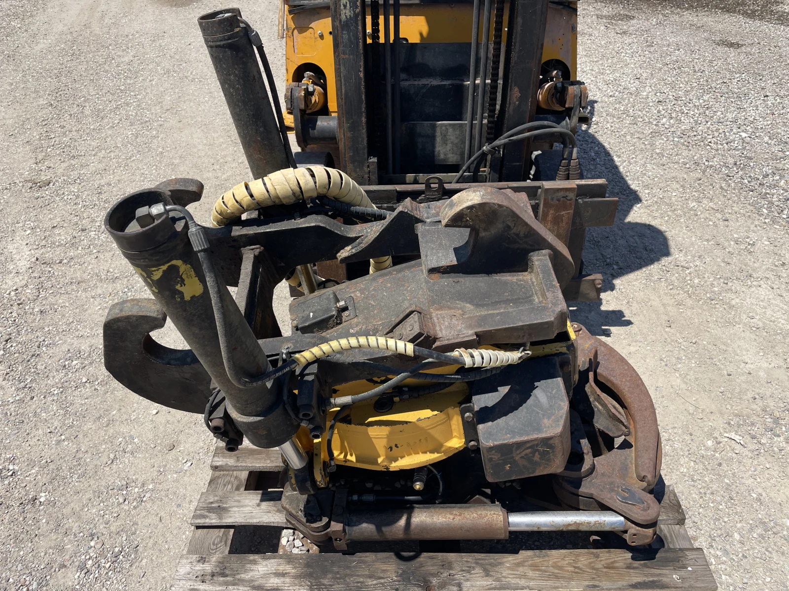 Допълнително оборудване Друг вид TILTROTATOR ЗА 15-25 ТОНЕН БАГЕР - изображение 2