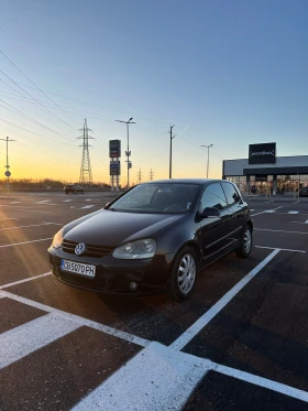 VW Golf 1.6 FSI, снимка 1