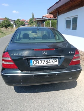 Mercedes-Benz E 220, снимка 1