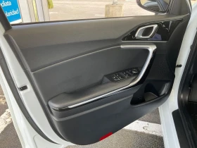 Kia Ceed 1.6CRDI Concept* Камера* Navi* Lane assist* EURO 6 - 19950 лв. - 33768075 11