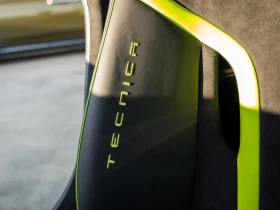 Lamborghini Huracan * АВТО КРЕДИТ* ЦЕНА ДО БГ * СЕРВИЗНА ИСТОРИЯ * , снимка 8