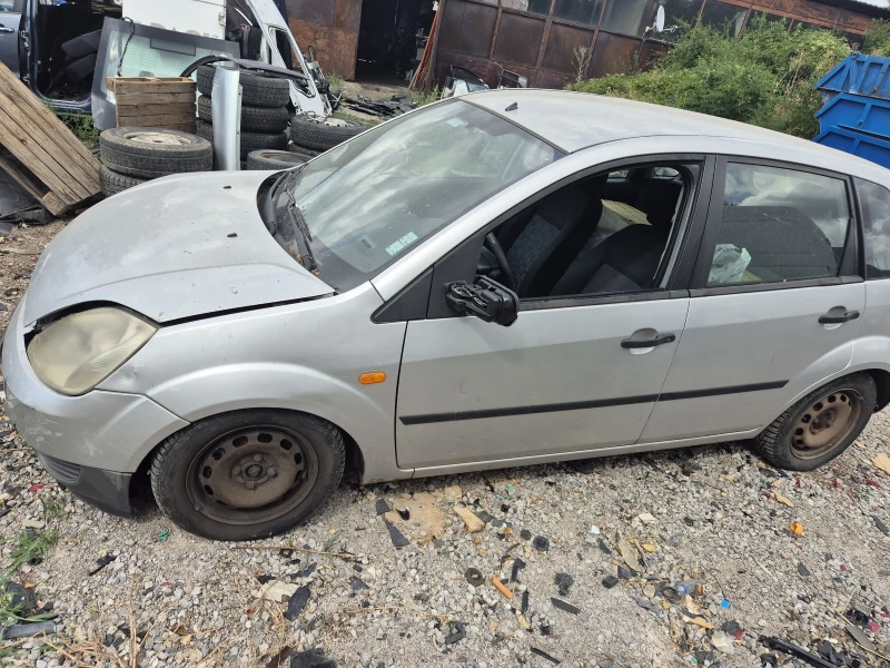 Ford Fiesta 1.4tdci, снимка 4 - Автомобили и джипове - 46858331