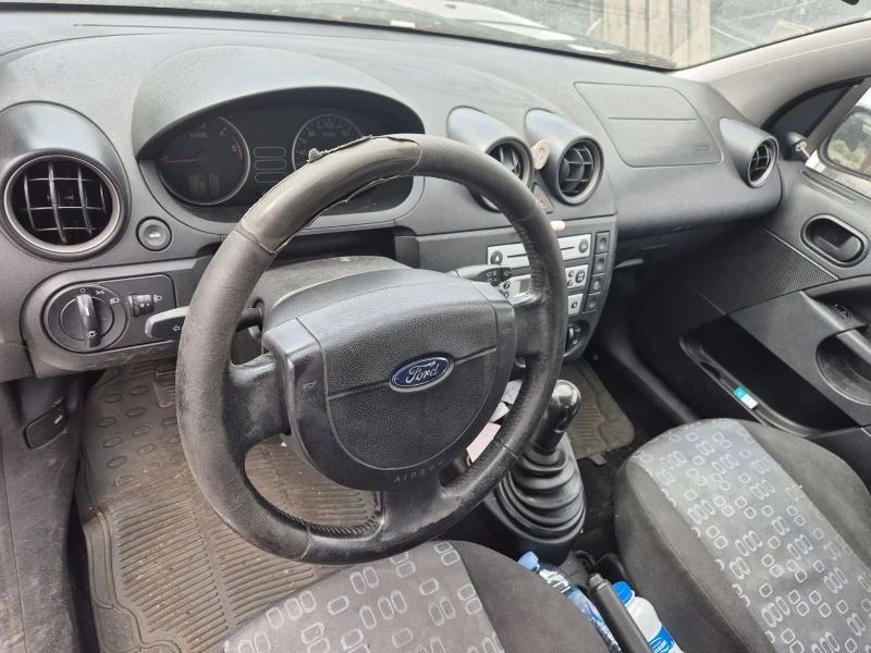 Ford Fiesta 1.4tdci, снимка 5 - Автомобили и джипове - 46858331