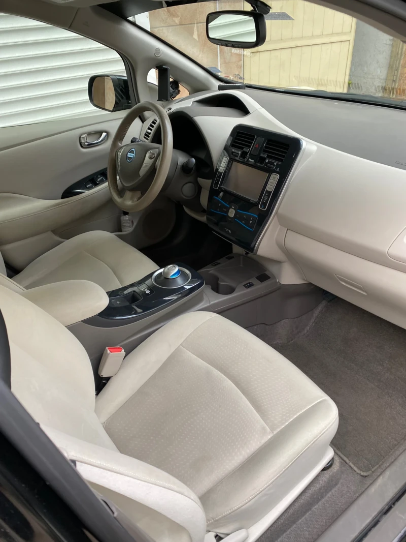 Nissan Leaf , снимка 3 - Автомобили и джипове - 46998902