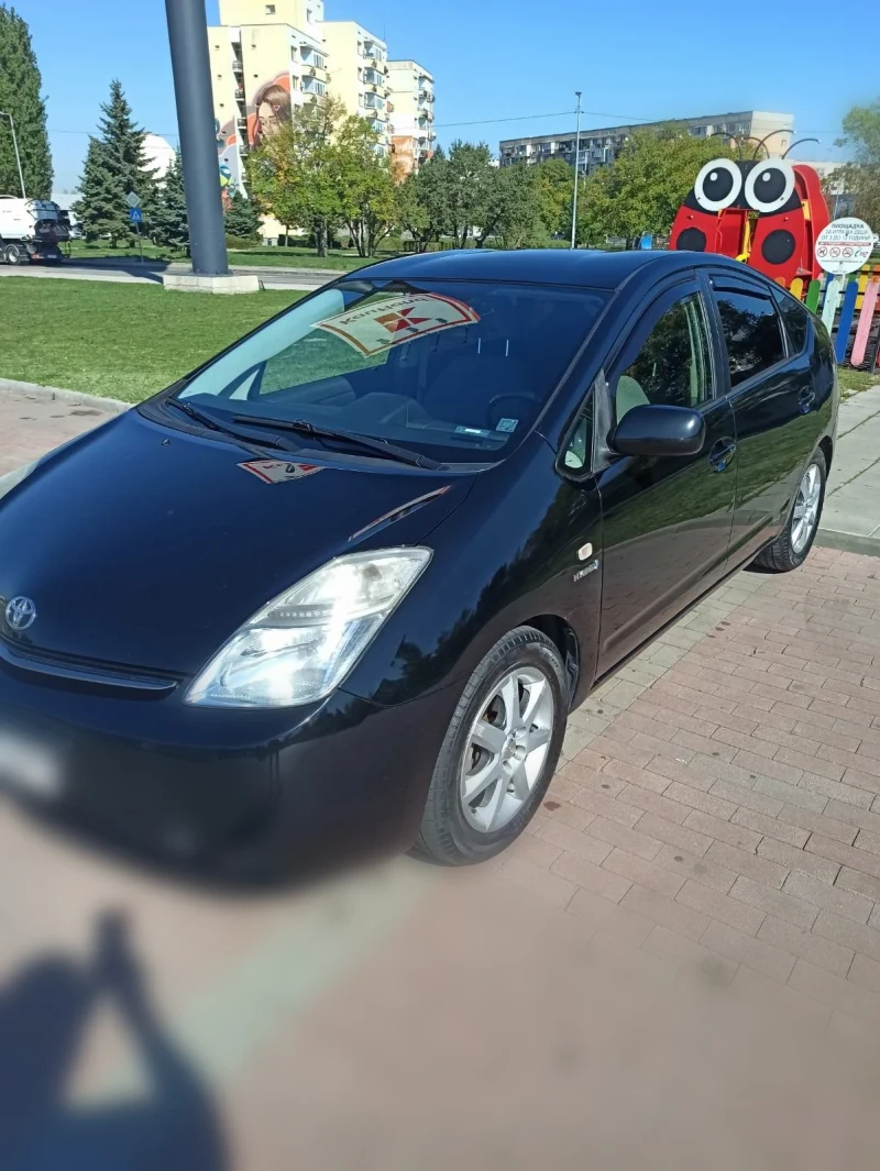 Toyota Prius, снимка 2 - Автомобили и джипове - 47397855