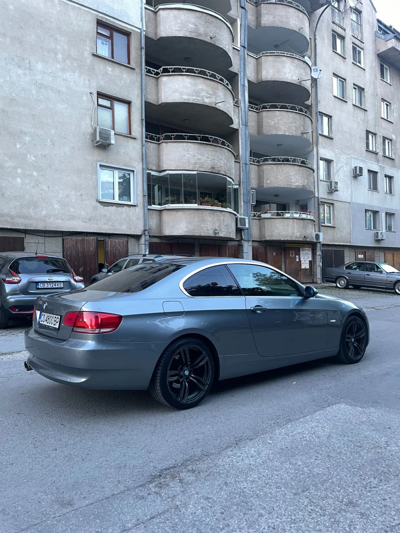 BMW 330, снимка 1 - Автомобили и джипове - 47504575