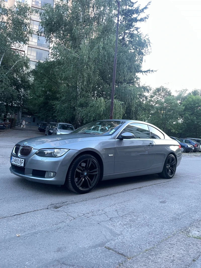 BMW 330, снимка 7 - Автомобили и джипове - 47504575