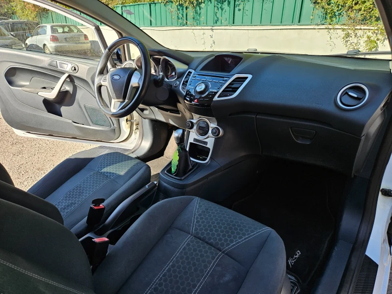 Ford Fiesta Платиниум, снимка 11 - Автомобили и джипове - 47634801