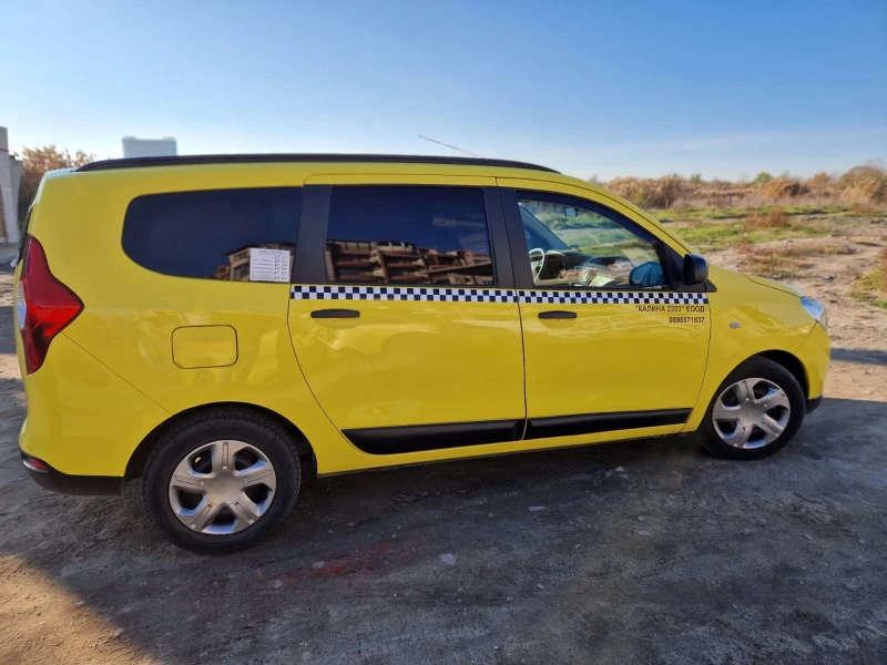 Dacia Lodgy Заводска газ, снимка 9 - Автомобили и джипове - 48025352