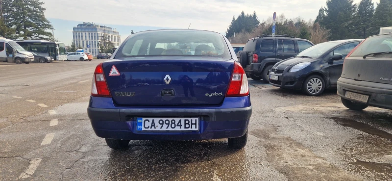 Renault Symbol, снимка 4 - Автомобили и джипове - 48797412