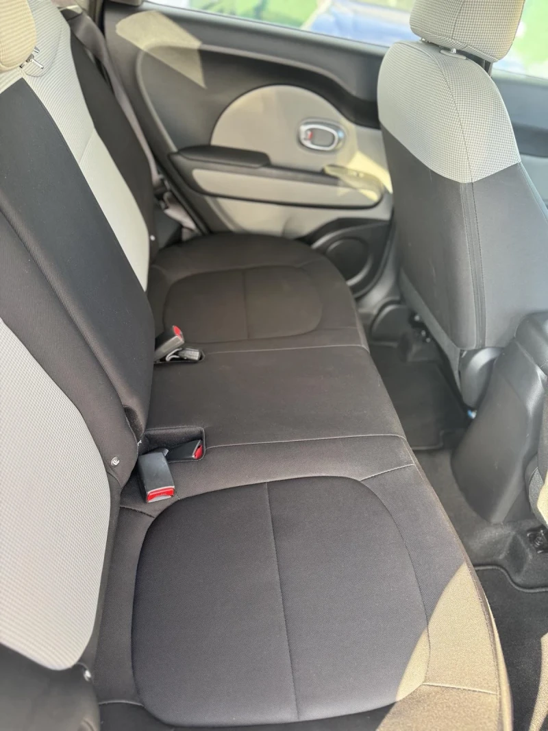 Kia Soul 1.6i AUTOMAT 18 000km, снимка 12 - Автомобили и джипове - 51192641
