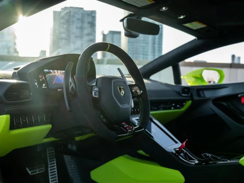 Lamborghini Huracan * АВТО КРЕДИТ* ЦЕНА ДО БГ * СЕРВИЗНА ИСТОРИЯ * , снимка 9 - Автомобили и джипове - 52830489