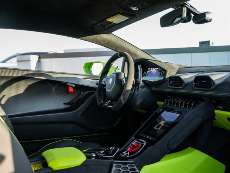 Lamborghini Huracan * АВТО КРЕДИТ* ЦЕНА ДО БГ * СЕРВИЗНА ИСТОРИЯ * , снимка 10 - Автомобили и джипове - 52830489