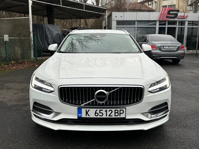 Volvo V90 D4