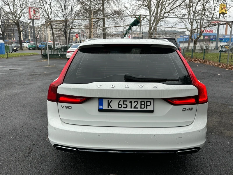 Volvo V90 D4, снимка 5 - Автомобили и джипове - 53289252