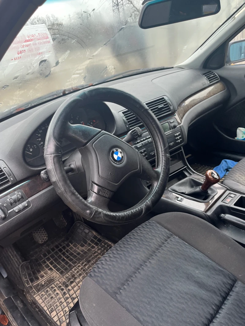 BMW 320, снимка 12 - Автомобили и джипове - 53434030