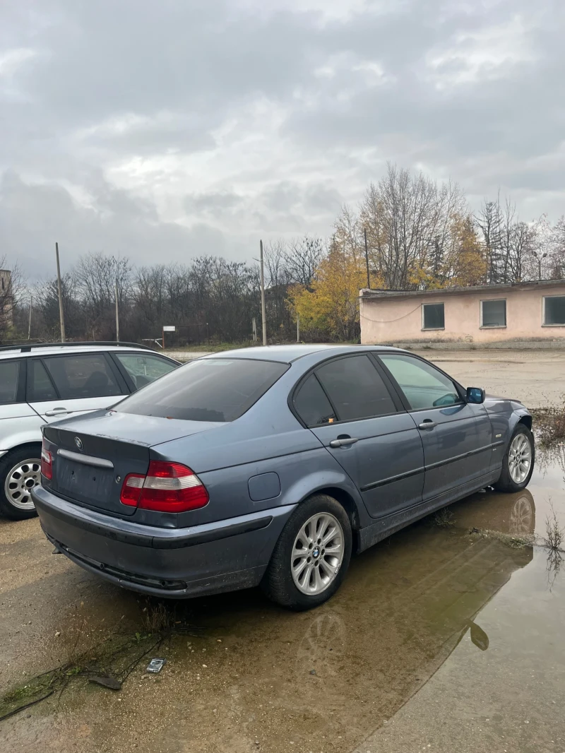 BMW 320, снимка 10 - Автомобили и джипове - 53434030
