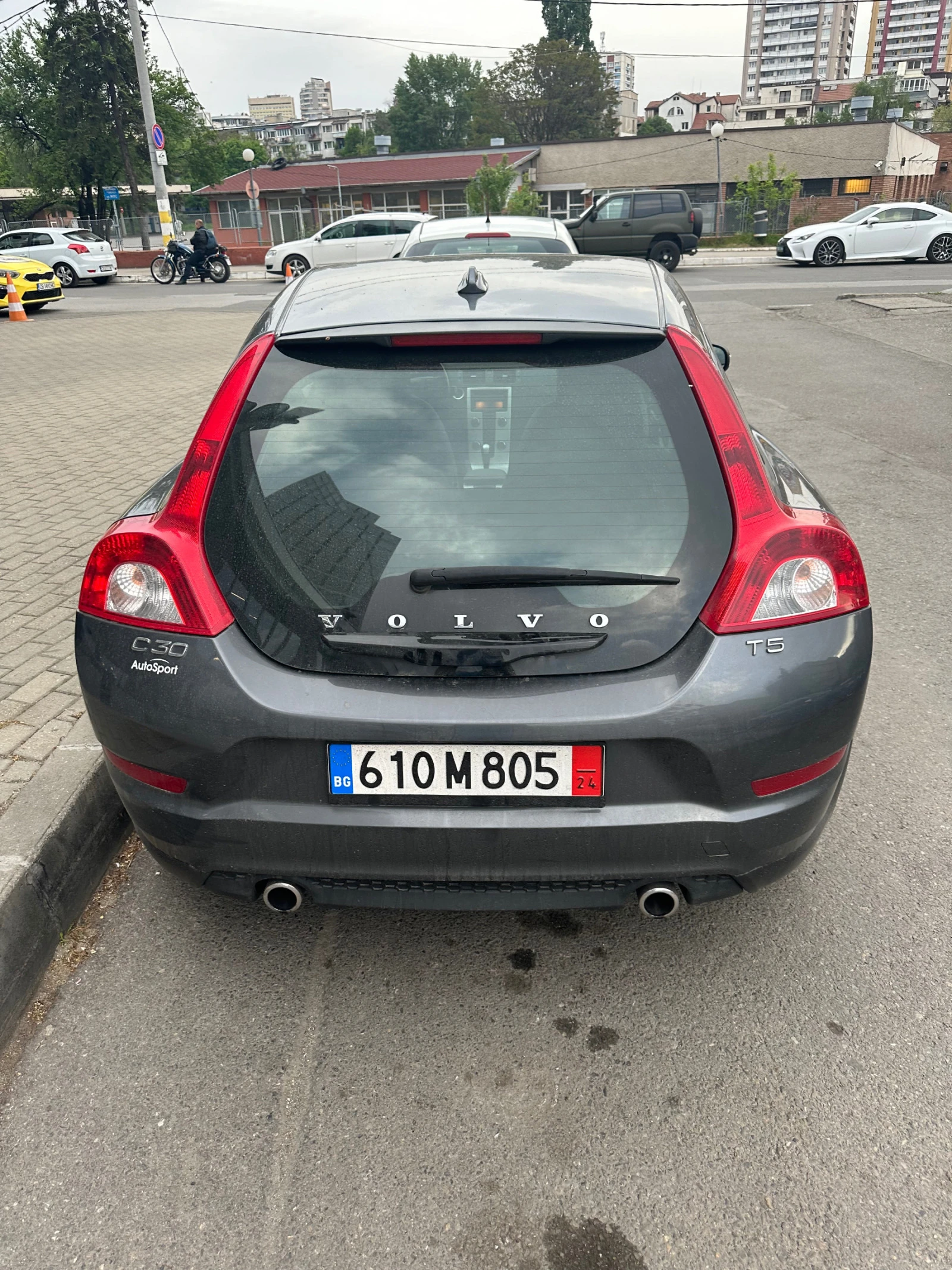 Volvo C30 T5 2.5 20V Бензин Фейслифт - изображение 3