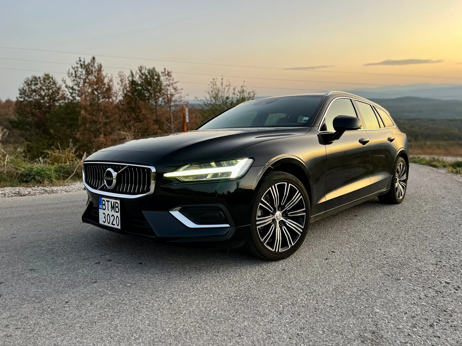 Volvo V60 Т5 - изображение 2