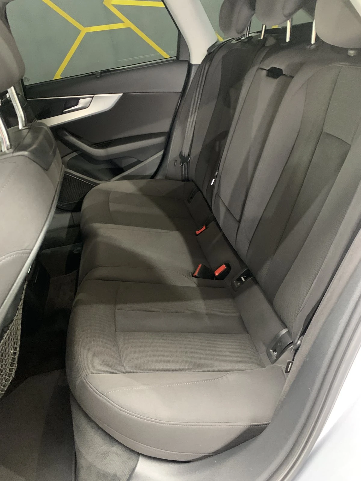 Audi A4 | Mobile.bg   11