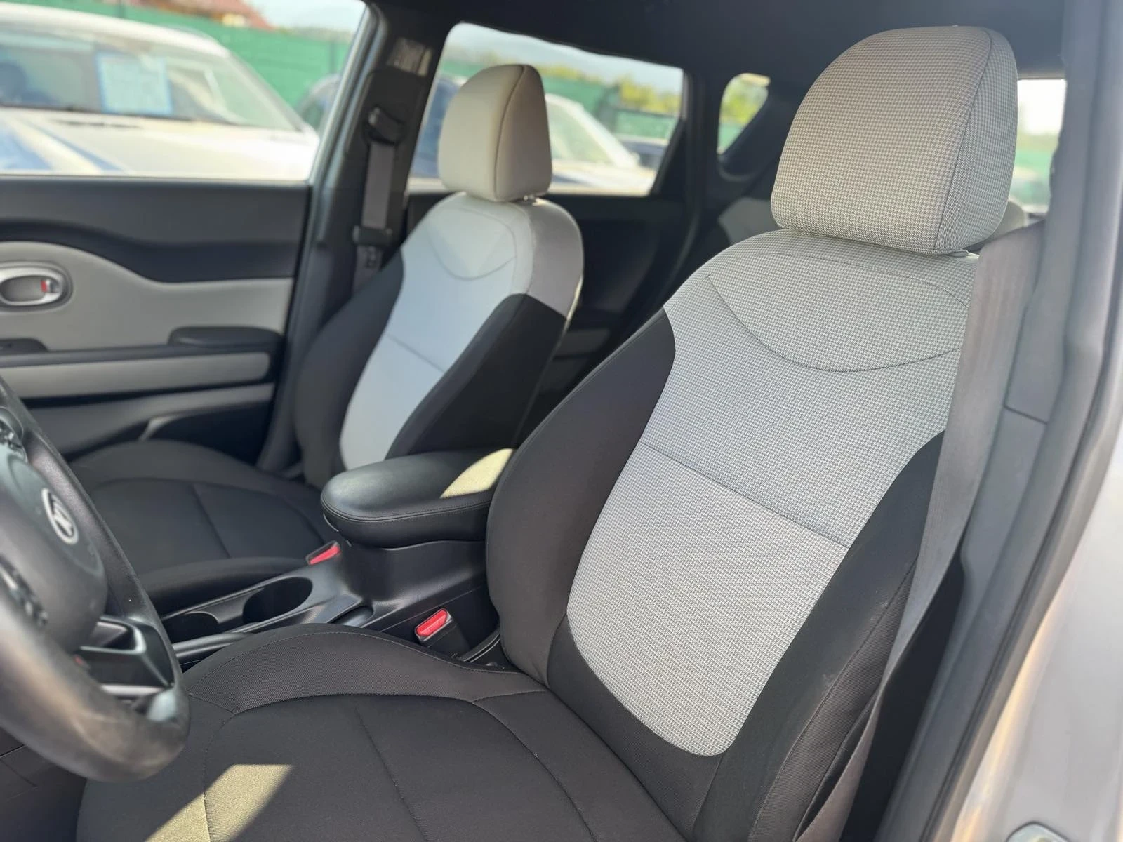 Kia Soul 1.6i AUTOMAT 18 000km - изображение 10