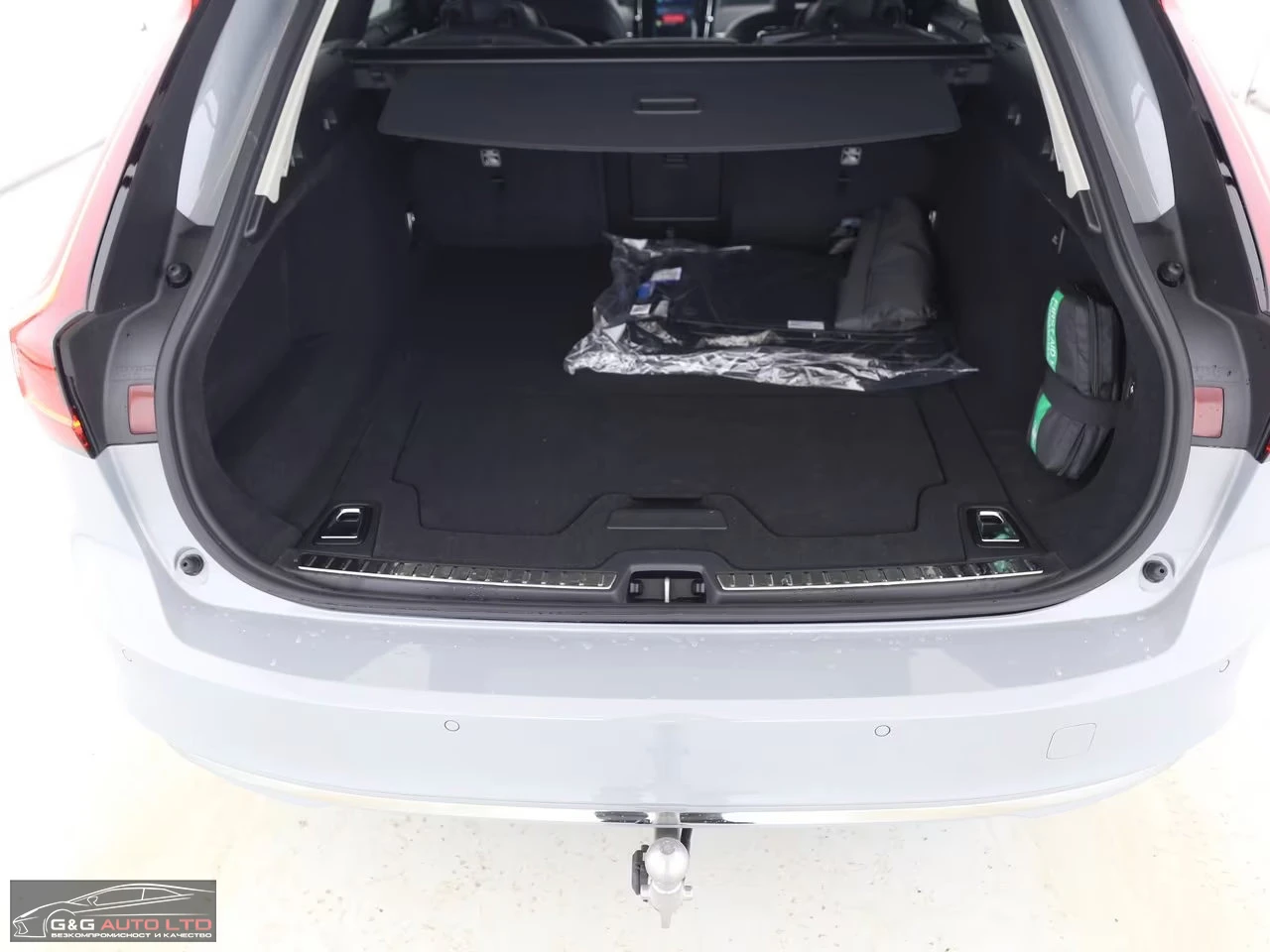 Volvo V90 B4/PLUS-BRIGHT/197HP/MEMO/360/H&K/NAVI/LED/313g | Mobile.bg   12