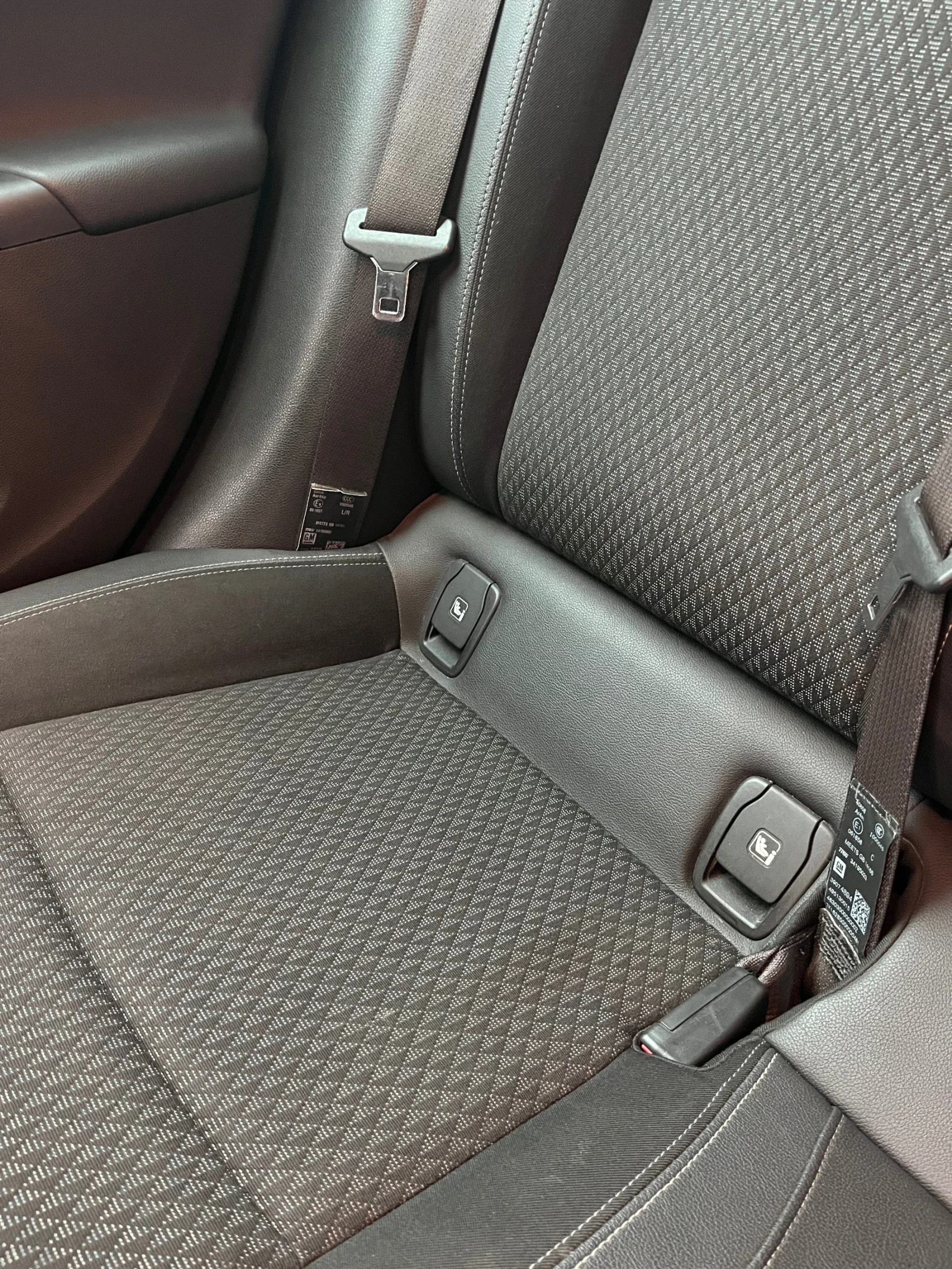 Opel Astra Sport Tourer  - изображение 6