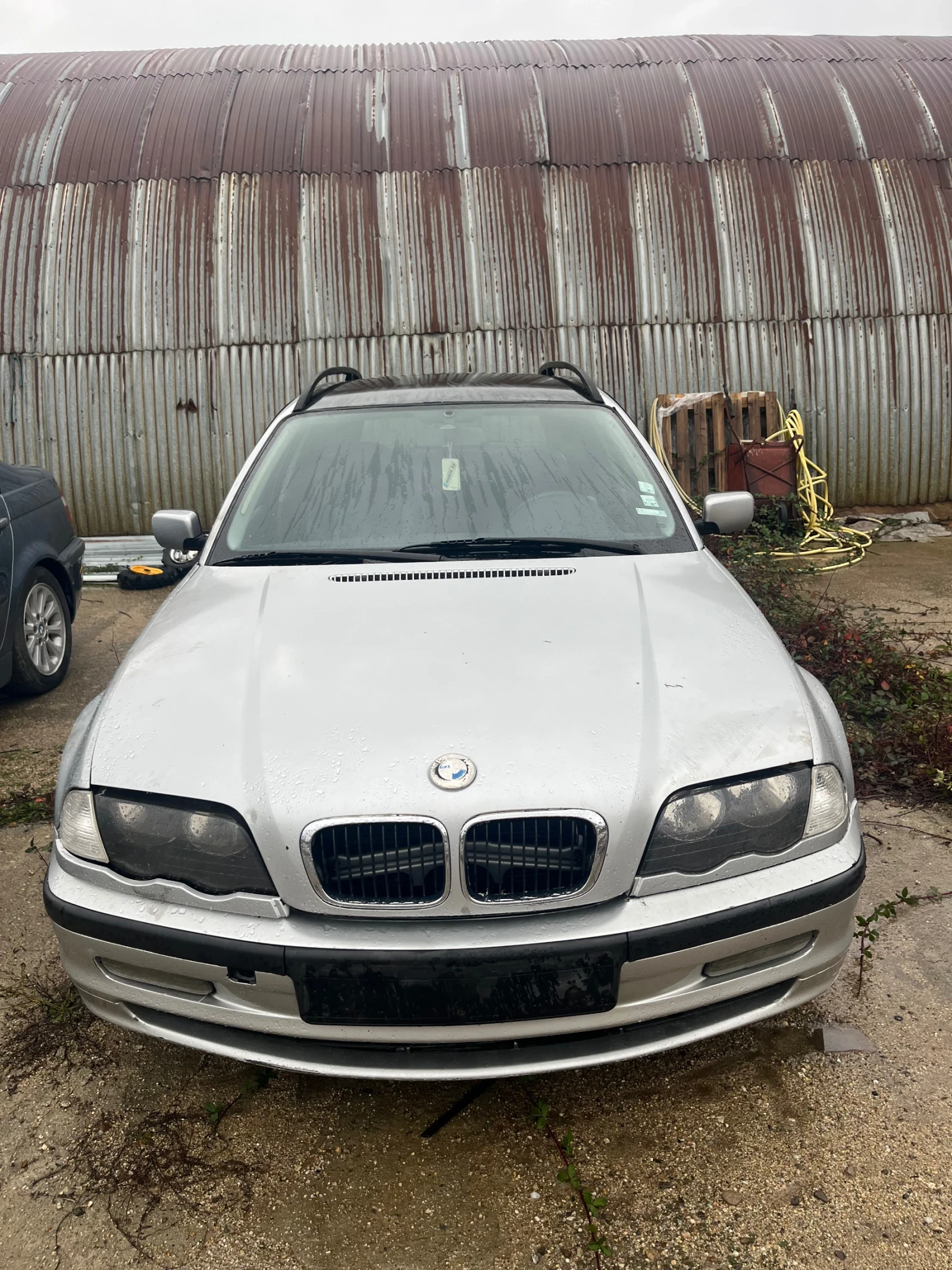 BMW 320  - изображение 2