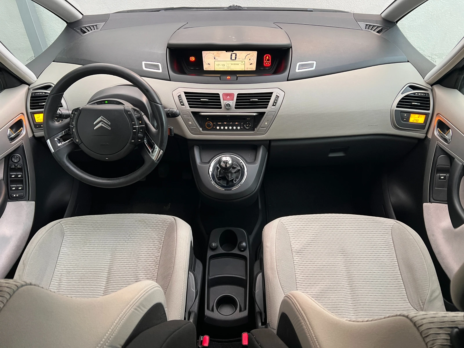 Citroen C4 Picasso Grand 1.8i 125�.�. �������� ������� ���������� | Mobile.bg � ����������� 7