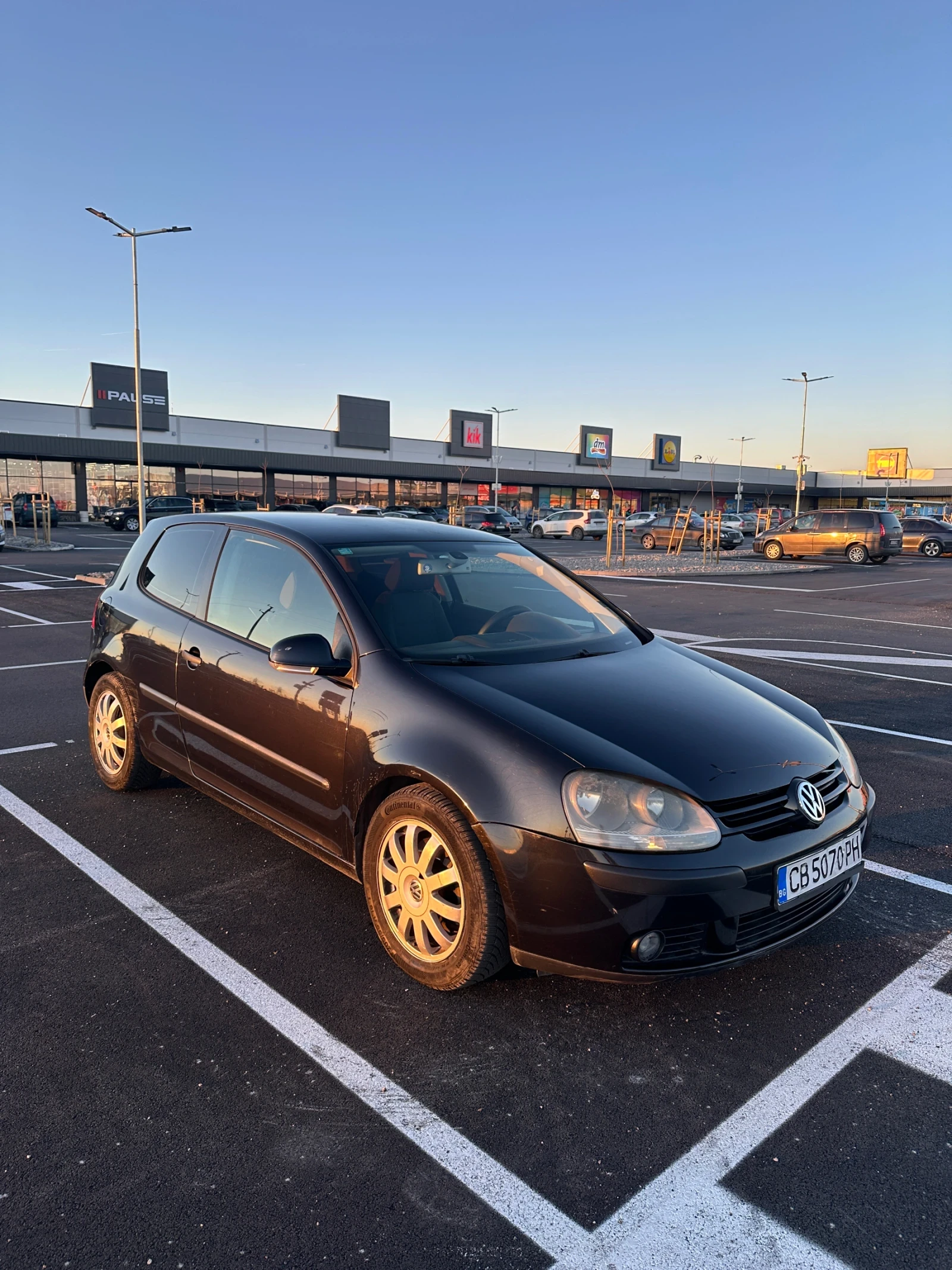 VW Golf 1.6 FSI | Mobile.bg � ����������� 2