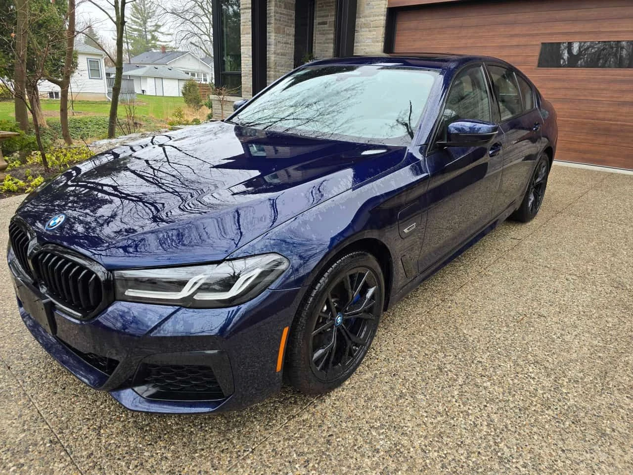 BMW 530 * 530e xDrive * ПОДГРЕВ* ДВА КЛЮЧА*  | Auto.bg — изображение 1