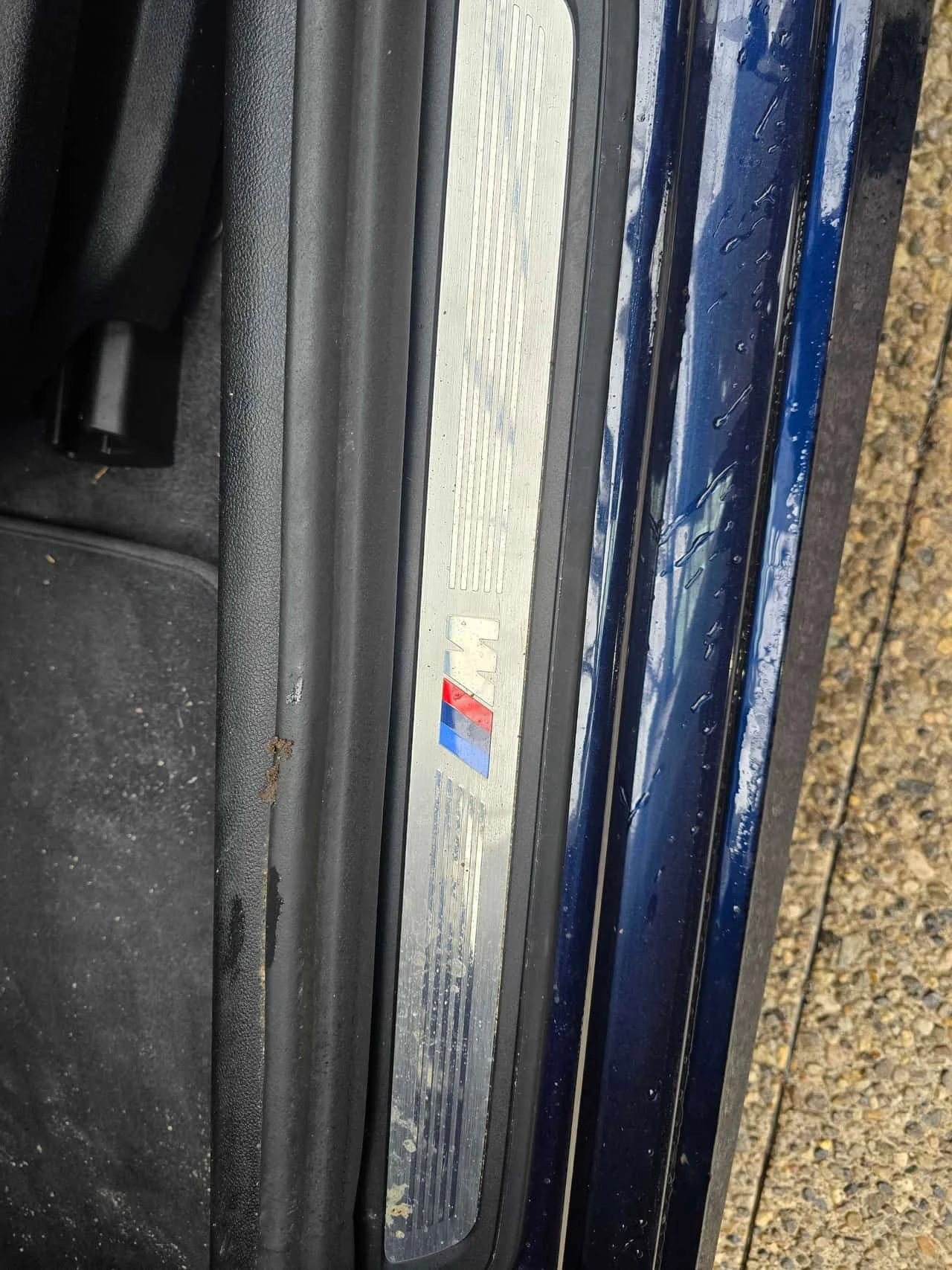 BMW 530 * 530e xDrive * ПОДГРЕВ* ДВА КЛЮЧА* , снимка 10 - Автомобили и джипове - 54087000