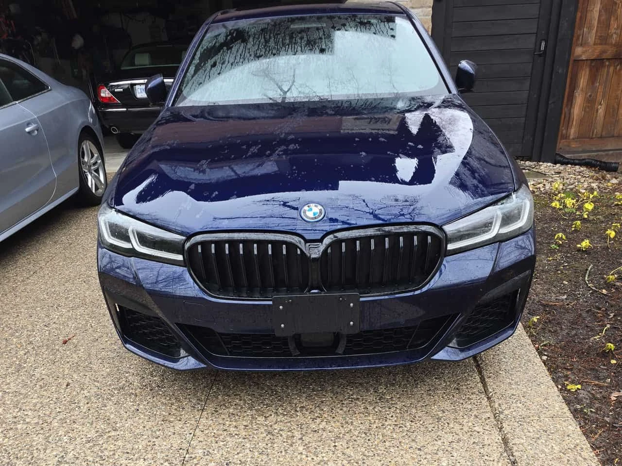 BMW 530 * 530e xDrive * ПОДГРЕВ* ДВА КЛЮЧА* , снимка 5 - Автомобили и джипове - 54087000