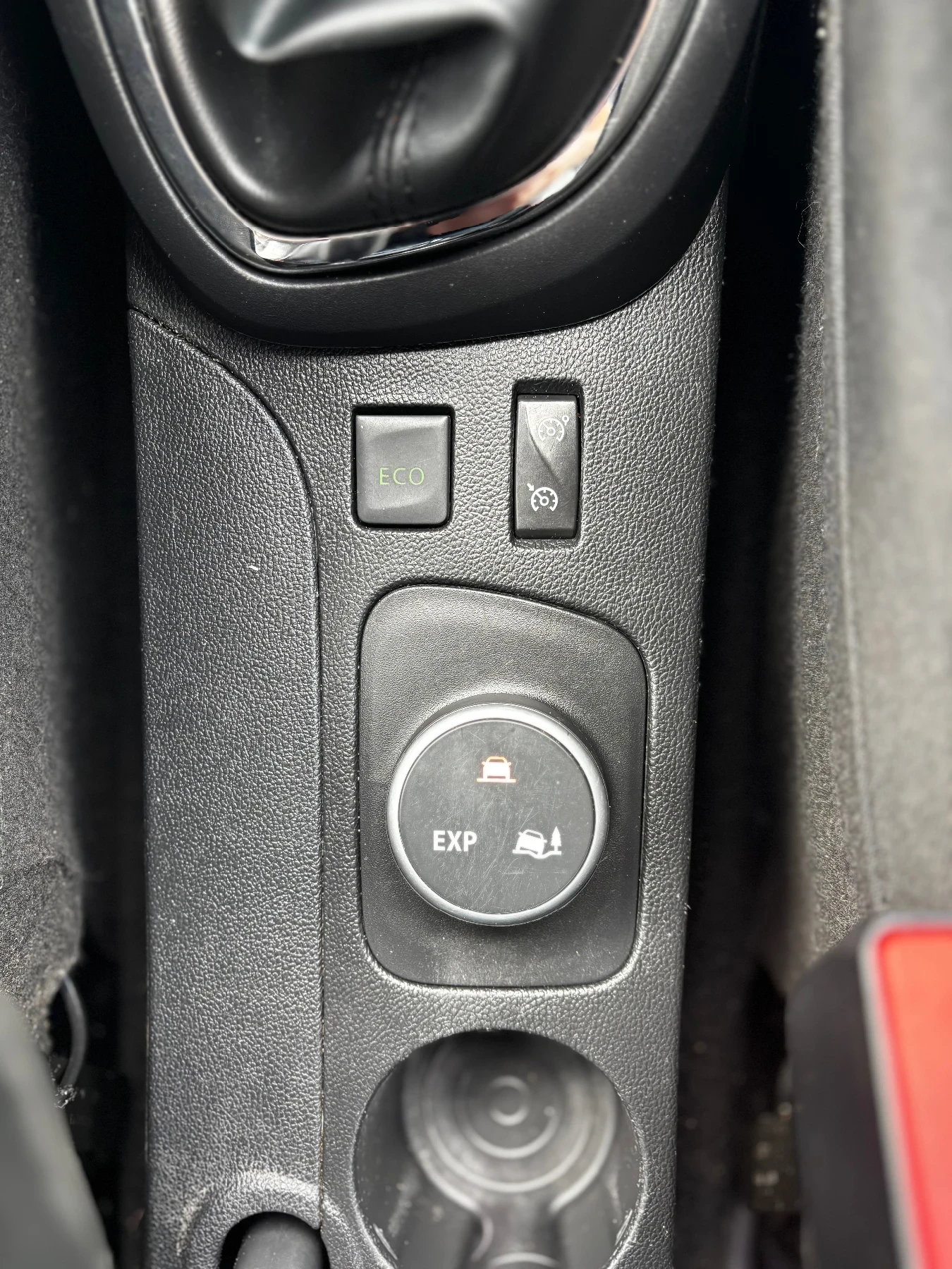 Renault Captur 1.5 DCI* EURO 6* 113 000 KM* FULL* COC* KTEO, снимка 14 - Автомобили и джипове - 54147388