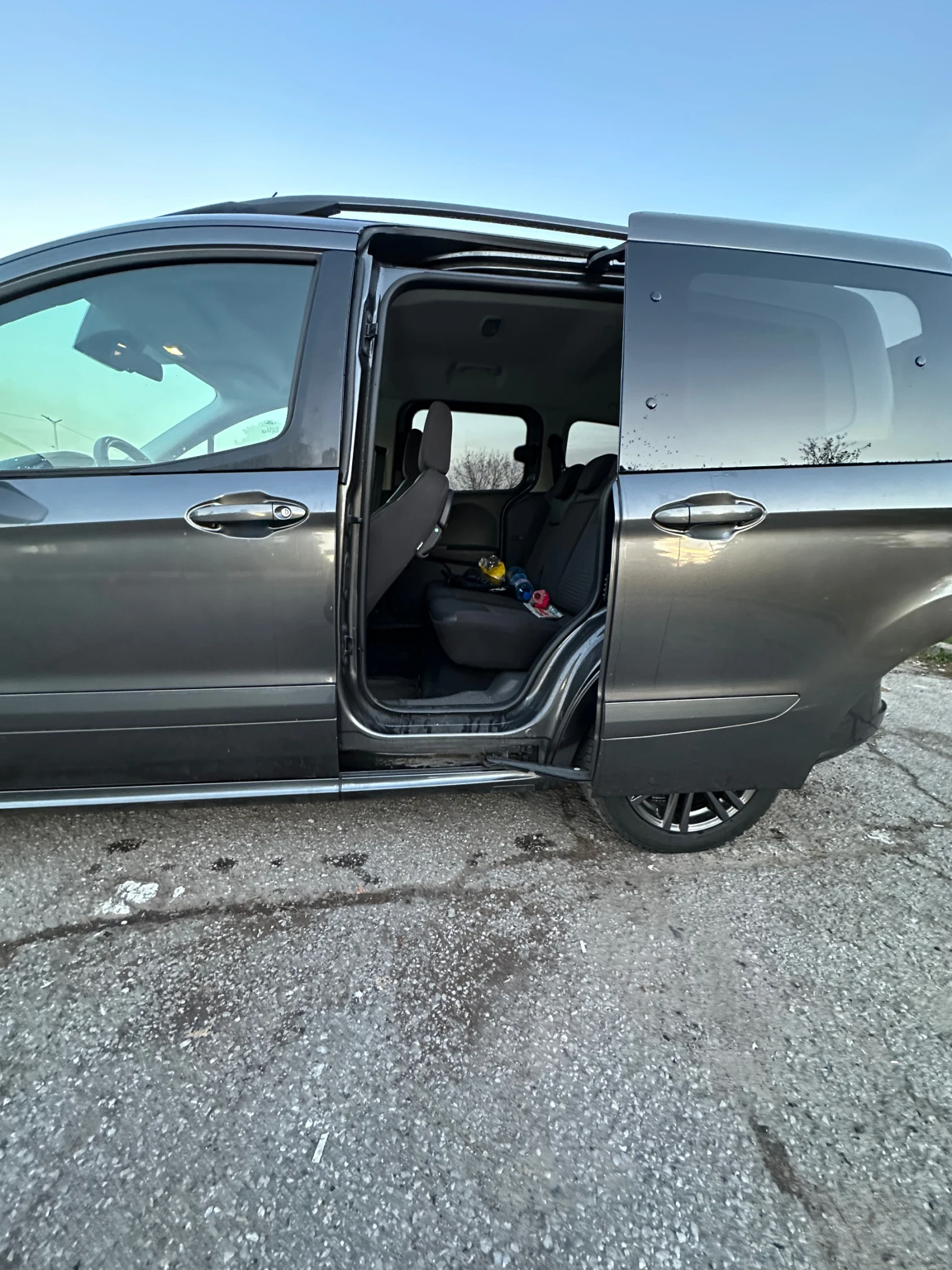 Ford Courier Пътнически ЕВРО 6d, снимка 5 - Автомобили и джипове - 54644454
