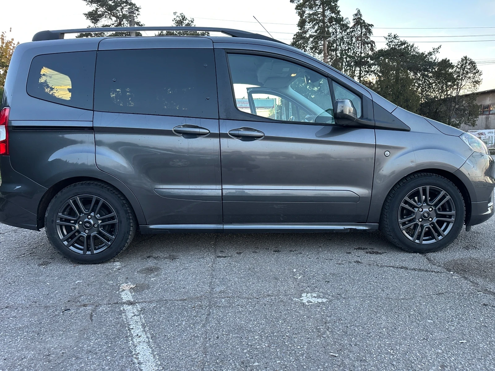 Ford Courier Пътнически ЕВРО 6d
