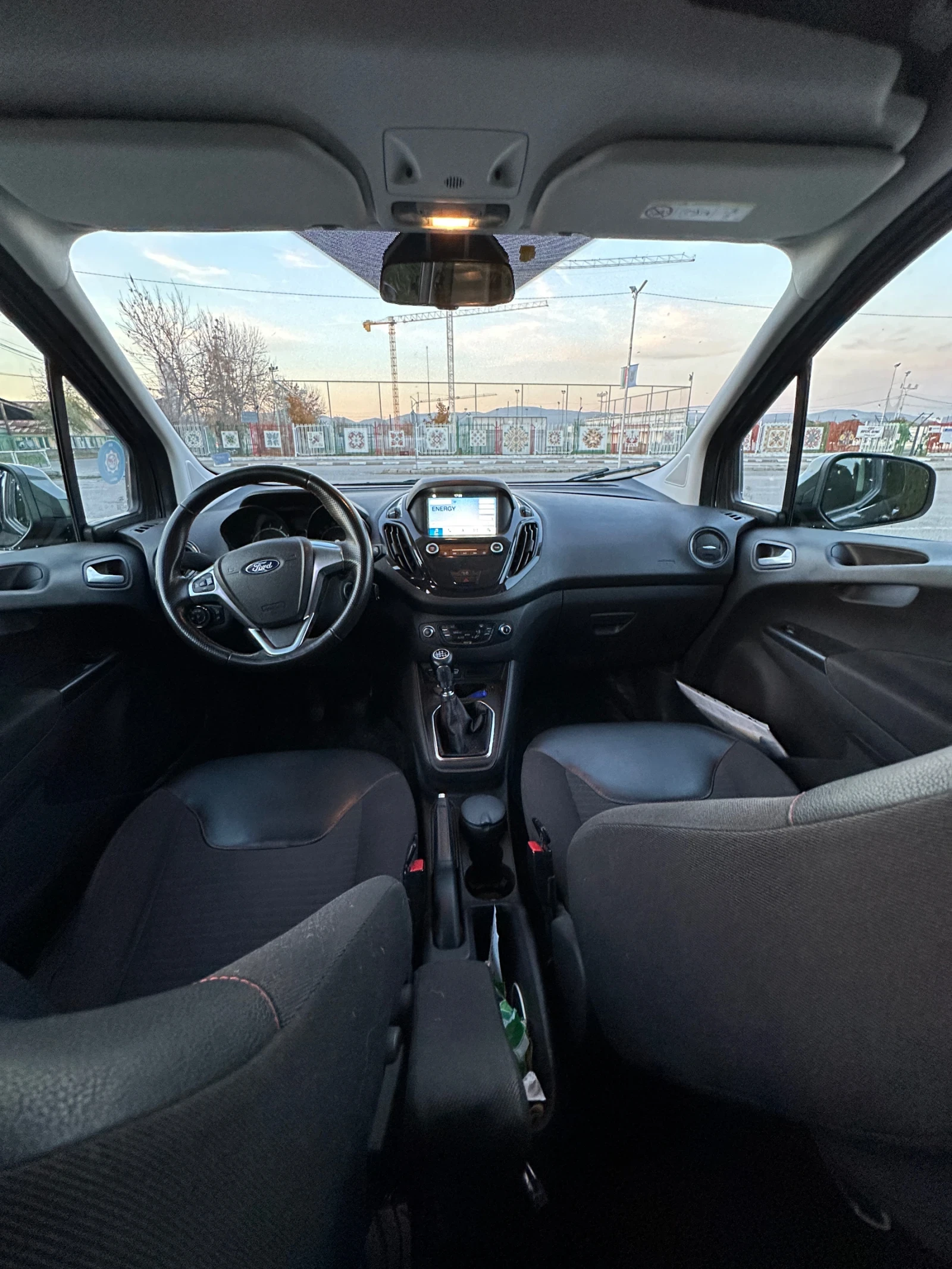 Ford Courier Пътнически ЕВРО 6d, снимка 7 - Автомобили и джипове - 54644454