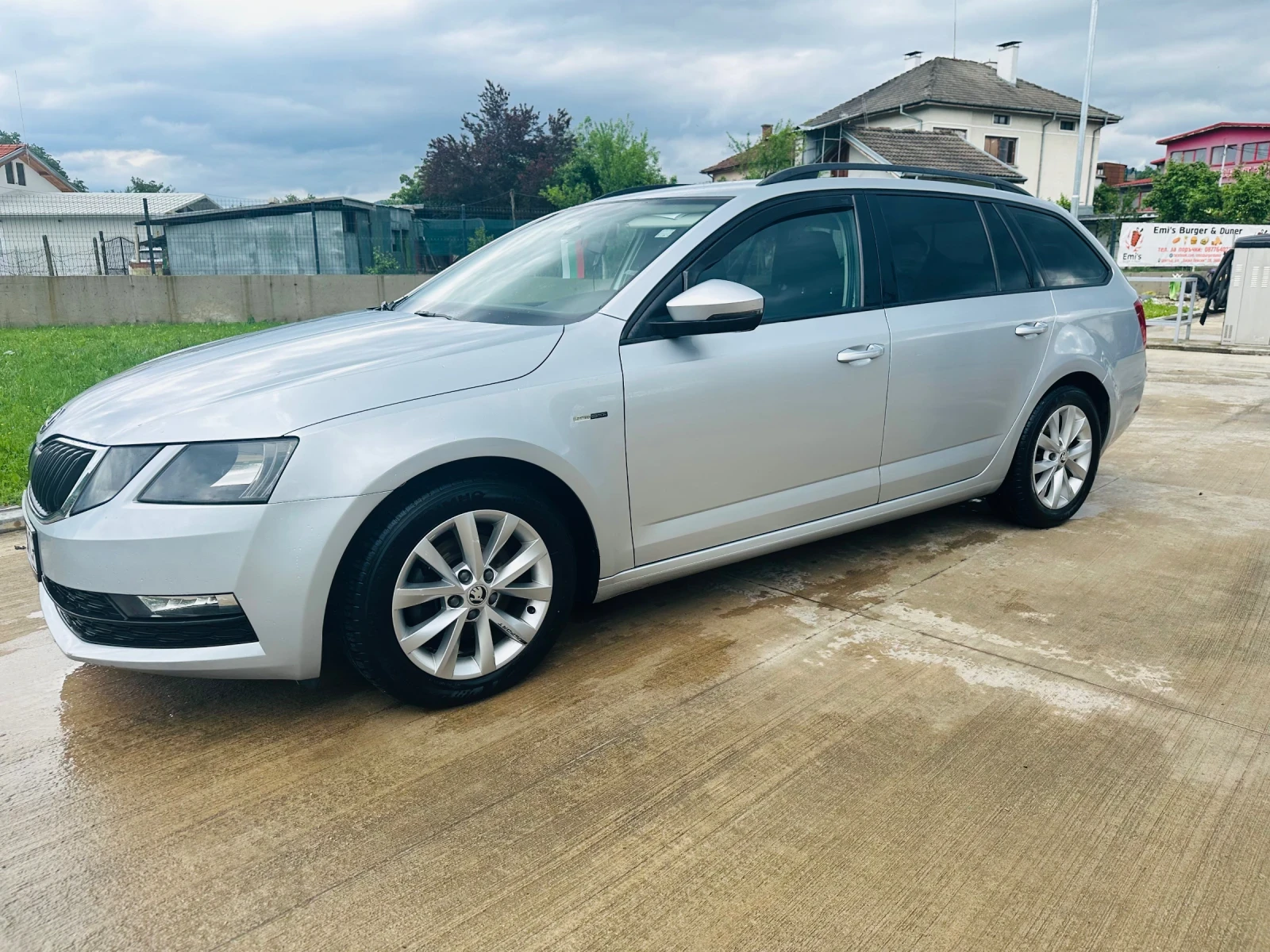 Skoda Octavia 4x4, снимка 3 - Автомобили и джипове - 54679178